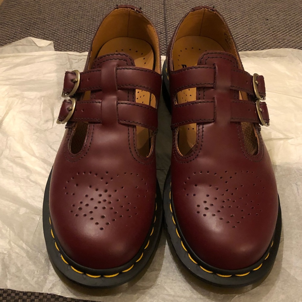 Dr. Martens Mary Jane Cherry USL8/UK6 EUC